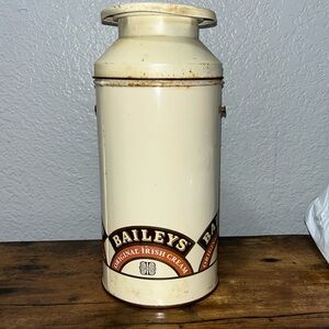 Vintage Tin Can Bailey’s Irish Cream Made in Ireland